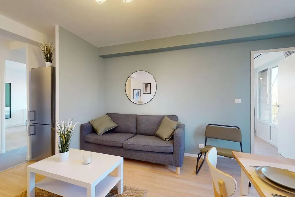 Appartement 4 Chambres 8 Couchages Avec Exterieur Марсель 0*,  Франция