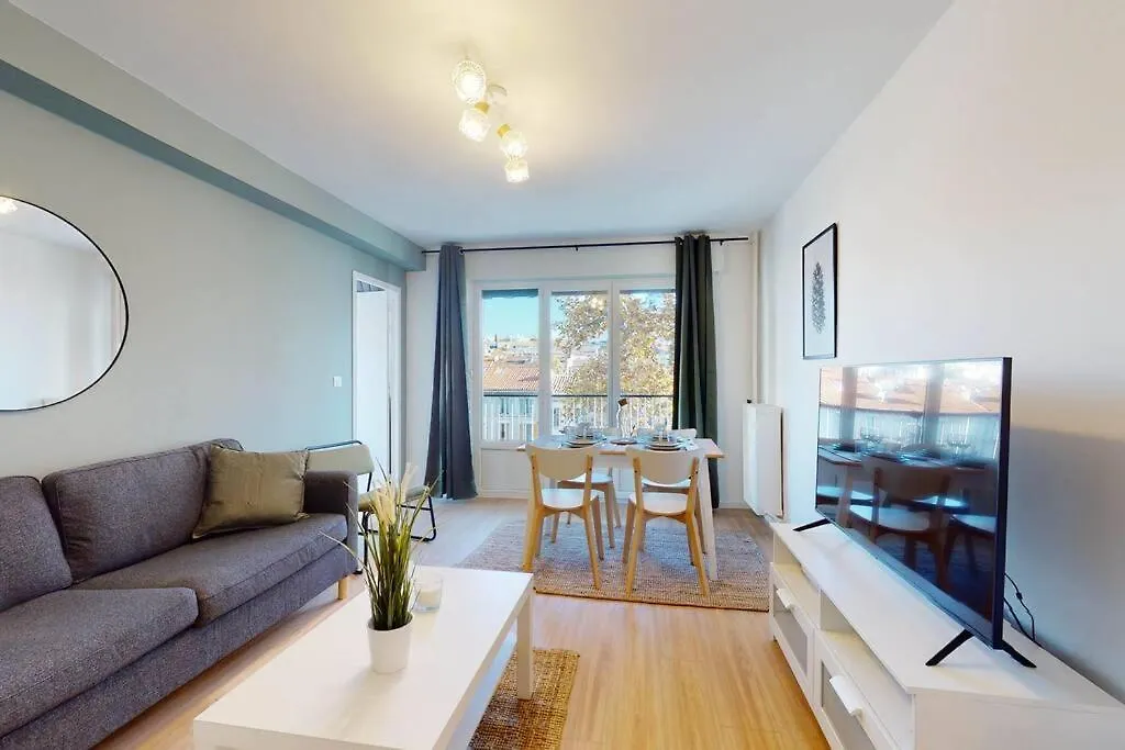 Appartement 4 Chambres 8 Couchages Avec Exterieur Марсель