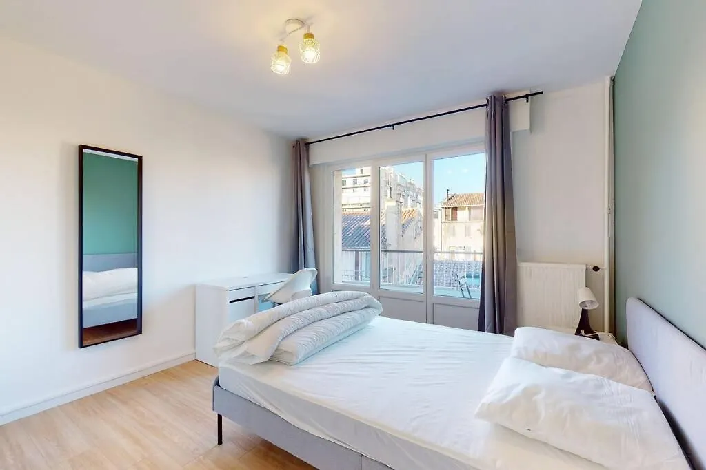 Appartement 4 Chambres 8 Couchages Avec Exterieur Марсель